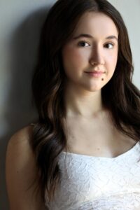 Ava Bender Headshot